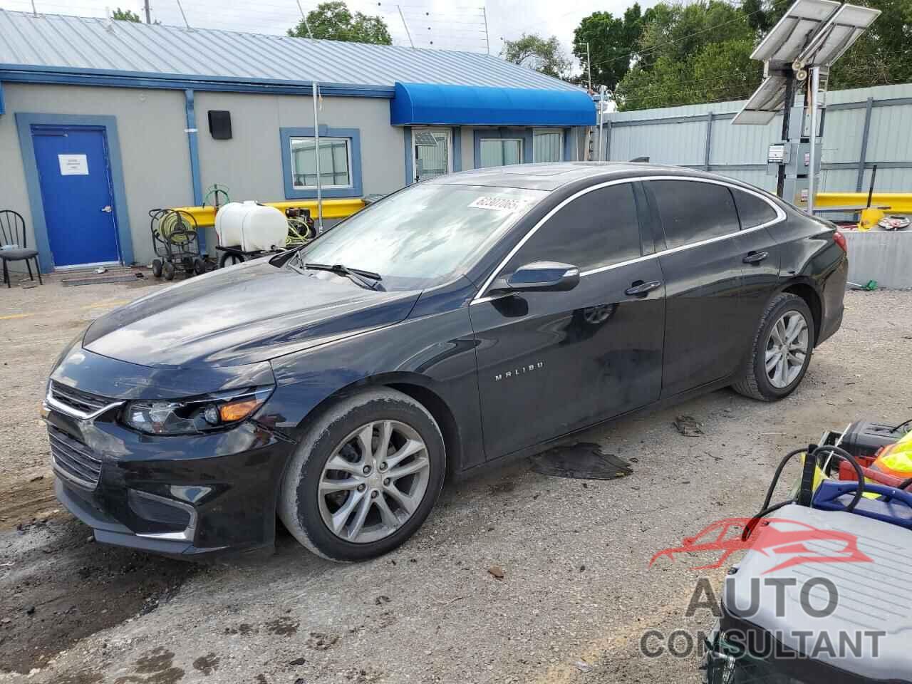 CHEVROLET MALIBU 2018 - 1G1ZD5ST2JF170206