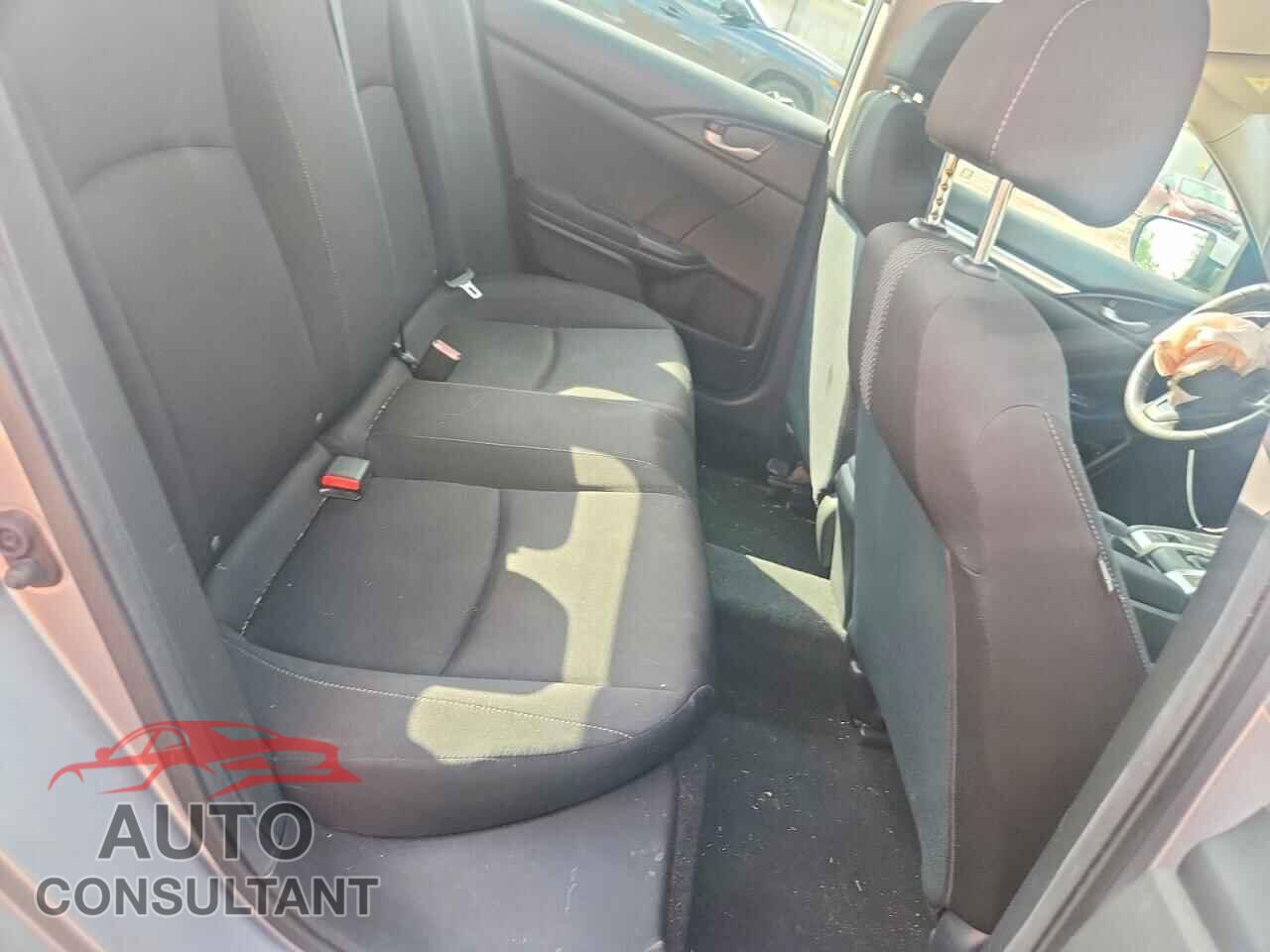 HONDA CIVIC 2019 - 2HGFC2F63KH547403