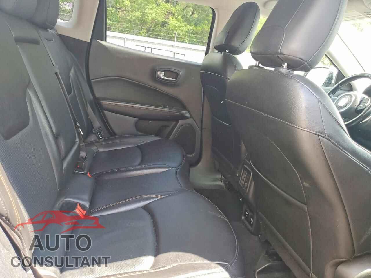 JEEP COMPASS 2020 - 3C4NJDCB4LT178444