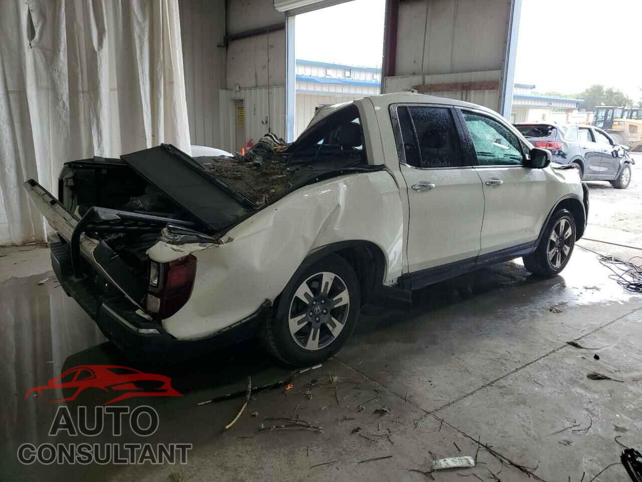 HONDA RIDGELINE 2018 - 5FPYK3F73JB017002