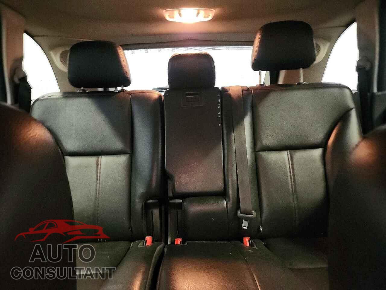 FORD EDGE 2011 - 2FMDK3KC7BBA95433