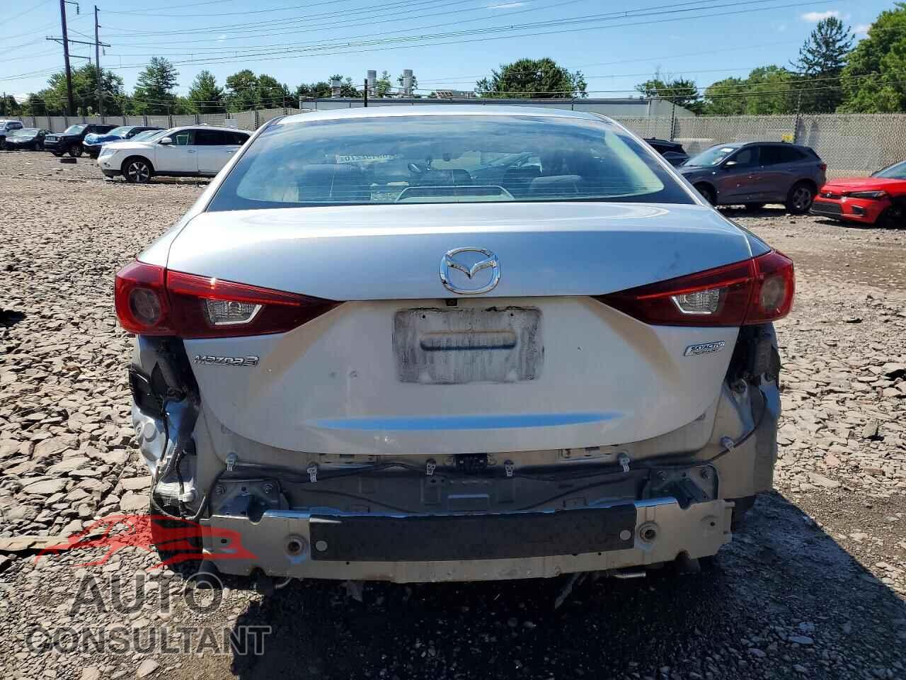 MAZDA 3 2017 - 3MZBN1U79HM120134