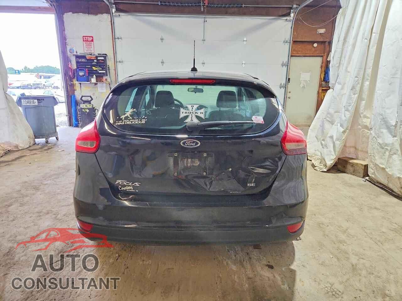 FORD FOCUS 2017 - 1FADP3K23HL295012