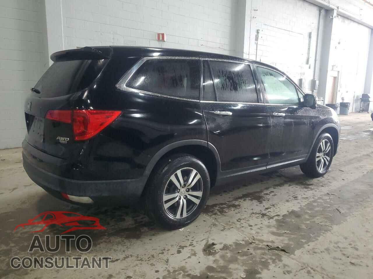 HONDA PILOT 2017 - 5FNYF6H52HB091788
