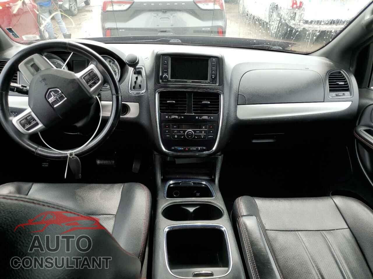 DODGE CARAVAN 2018 - 2C4RDGEG9JR213921