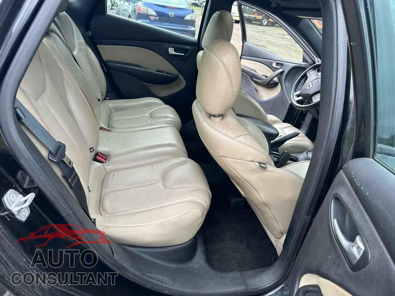 DODGE DART 2013 - 1C3CDFCH3DD186027