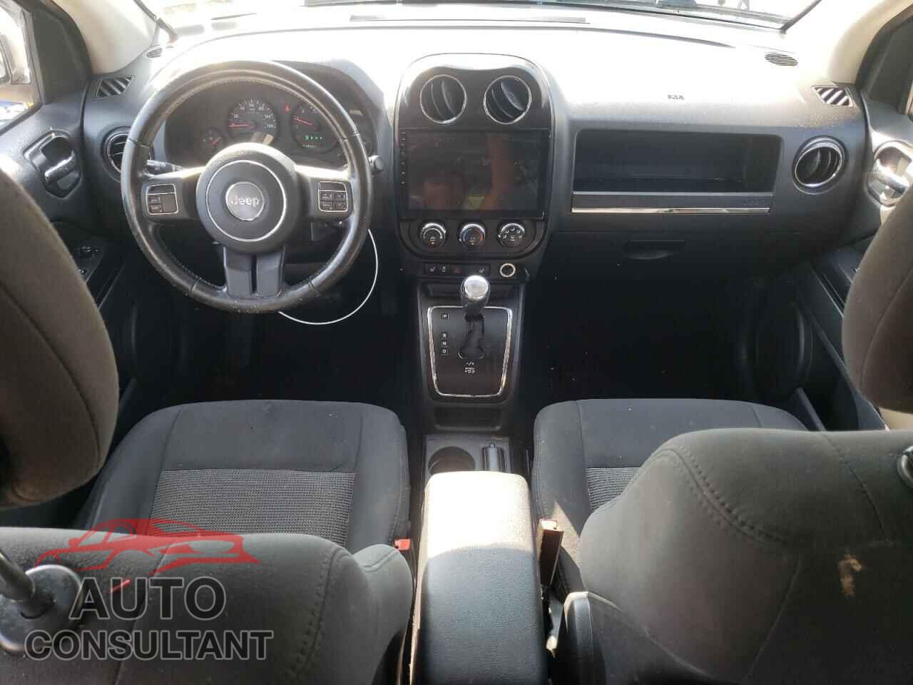 JEEP COMPASS 2011 - 1J4NF1FB2BD135425