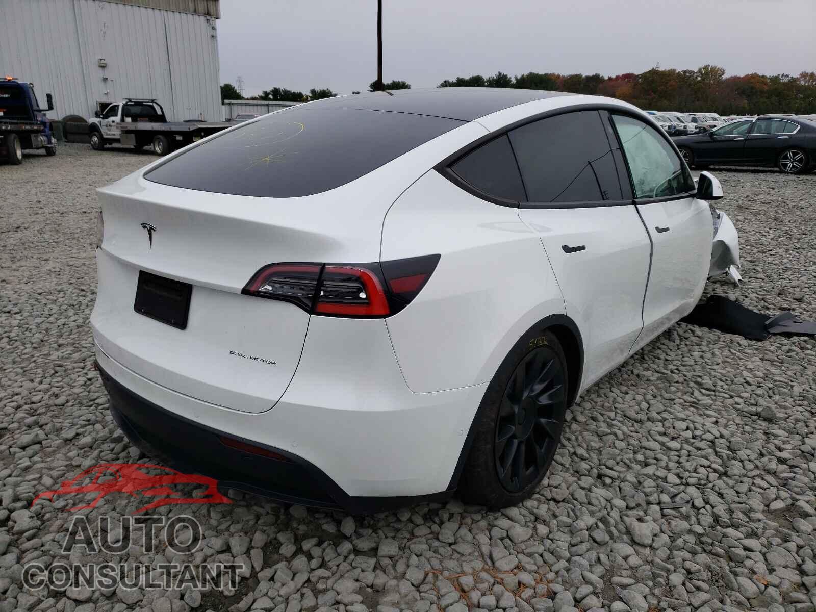 TESLA MODEL Y 2021 - 5YJYGDEE6MF138966