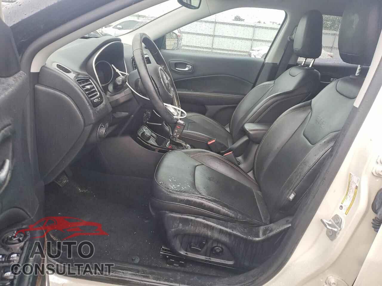 JEEP COMPASS 2020 - 3C4NJDCB0LT145912