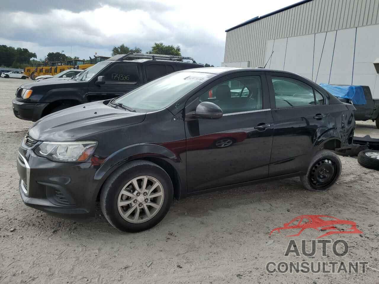 CHEVROLET SONIC 2018 - 1G1JD5SH9J4134646