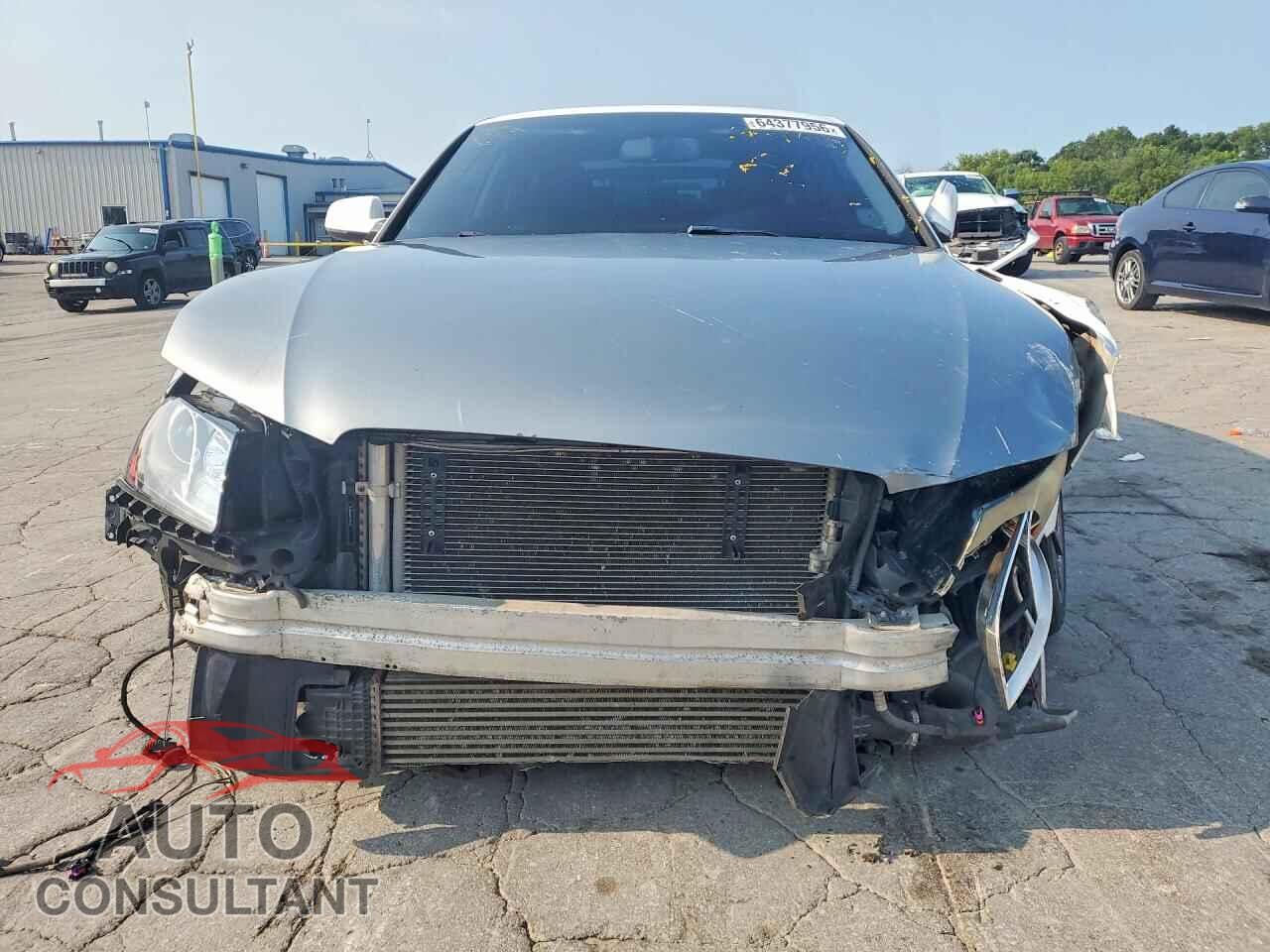 AUDI A5 2012 - WAUCFAFR6CA016724