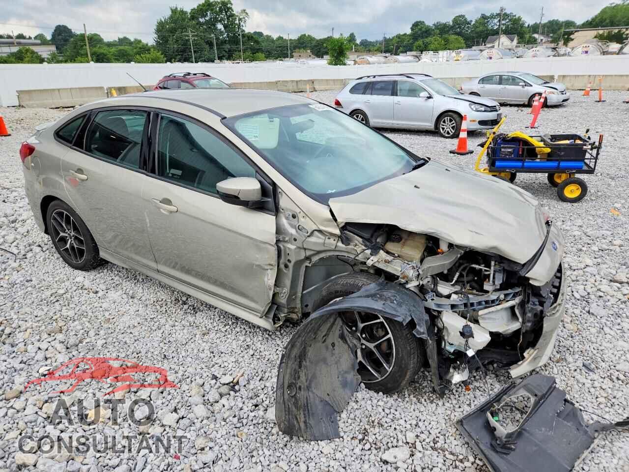 FORD FOCUS 2016 - 1FADP3F27GL274639