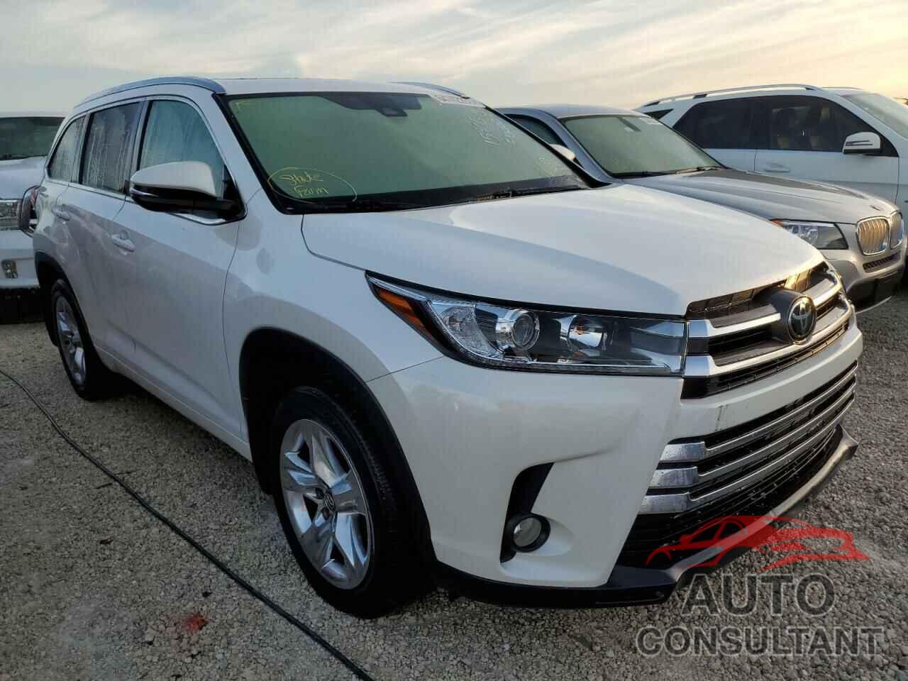 TOYOTA HIGHLANDER 2018 - 5TDDZRFHXJS490812
