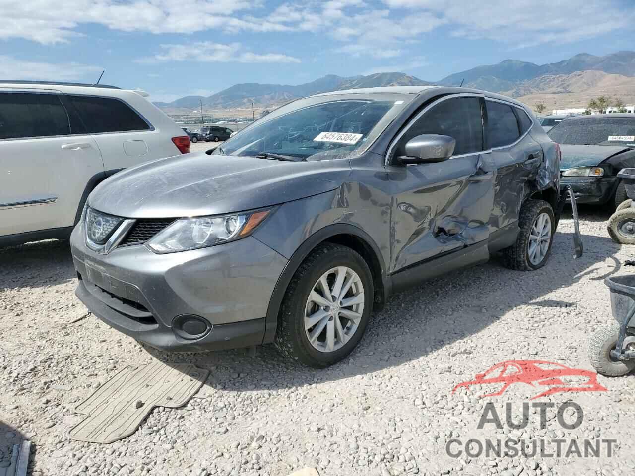 NISSAN ROGUE 2018 - JN1BJ1CR0JW284186