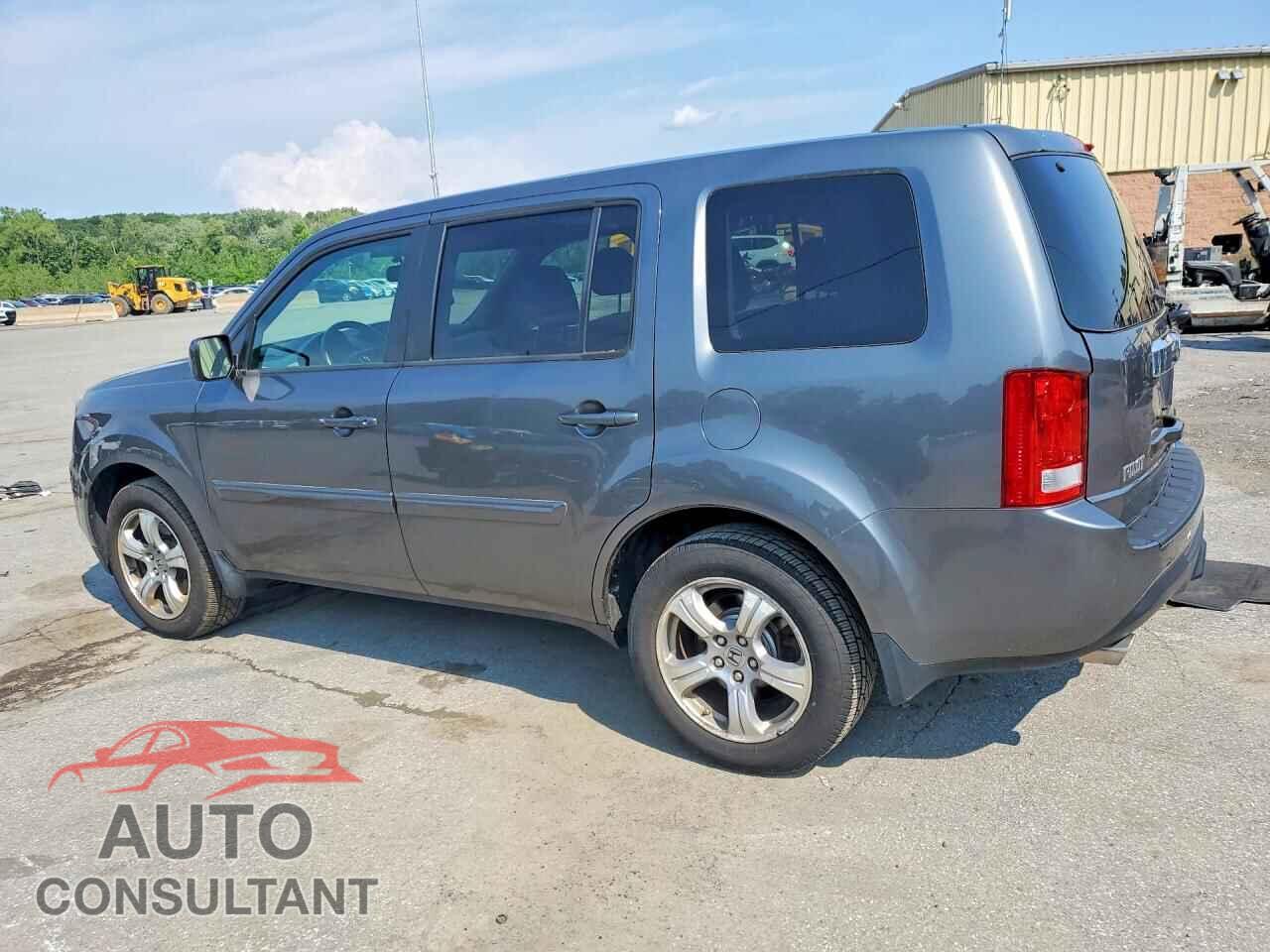 HONDA PILOT 2013 - 5FNYF4H59DB047026