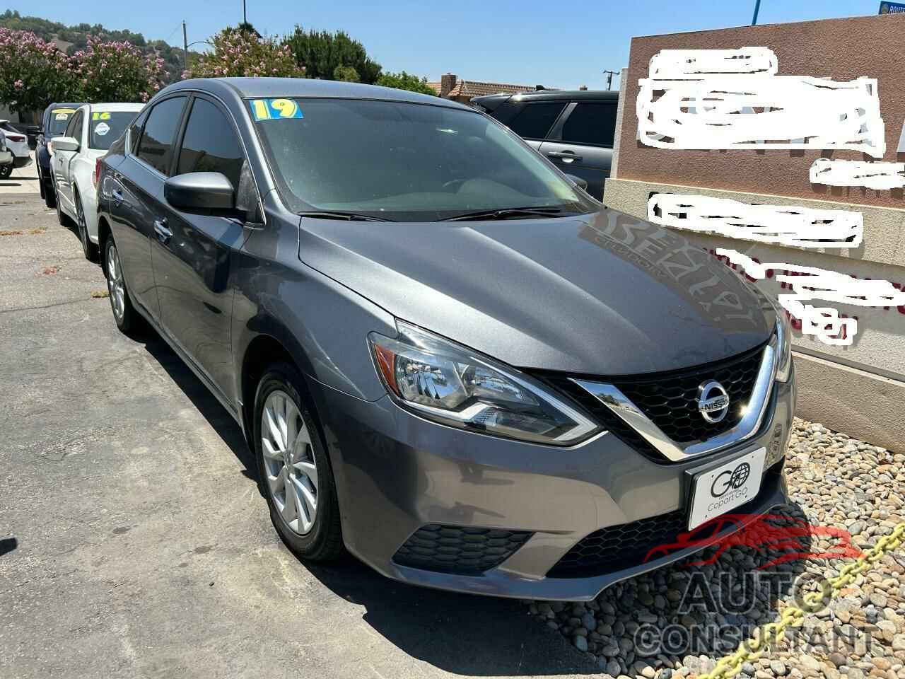 NISSAN SENTRA 2019 - 3N1AB7AP5KY292131