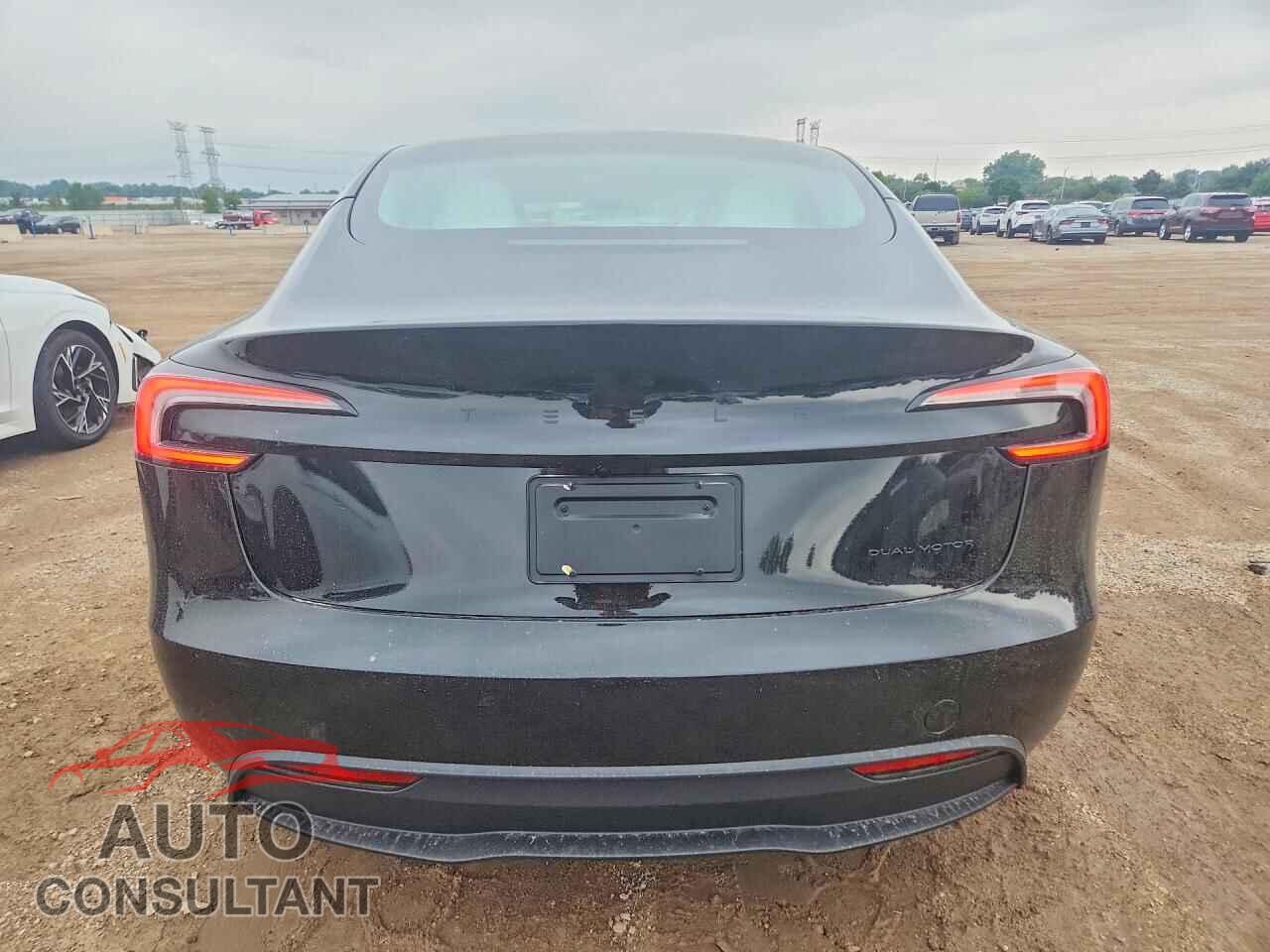 TESLA MODEL 3 2026 - 5YJ3E1EB3TF215859
