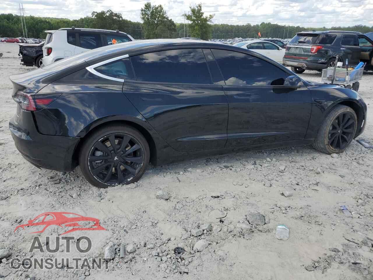 TESLA MODEL 3 2018 - 5YJ3E1EB3JF147527