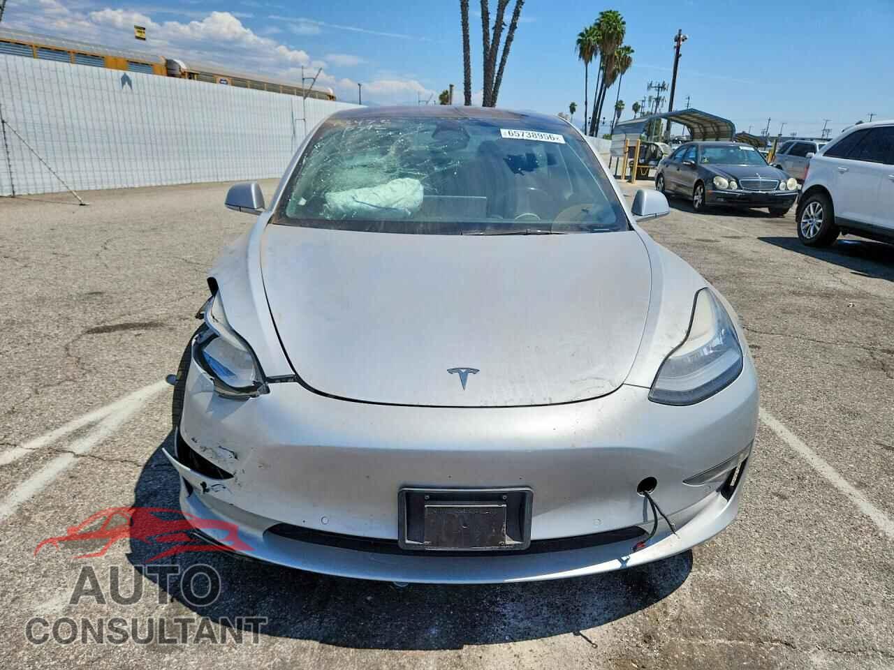 TESLA MODEL 3 2018 - 5YJ3E1EA4JF095347