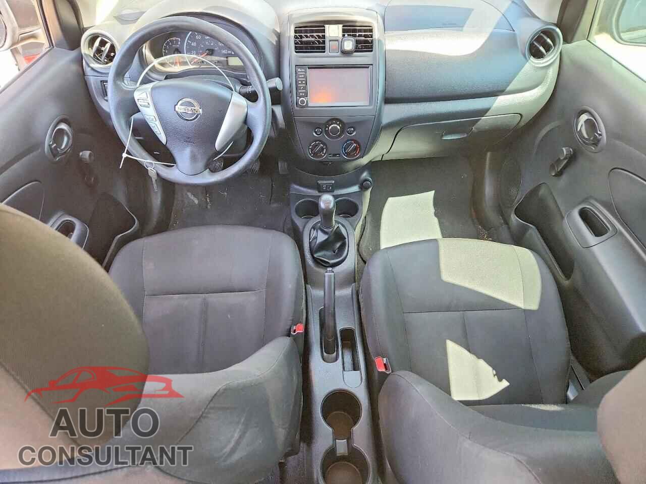 NISSAN VERSA 2019 - 3N1CN7AP3KL834730