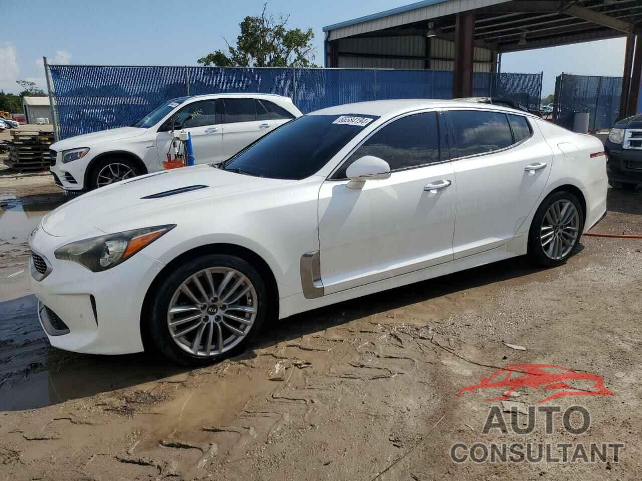 KIA STINGER 2018 - KNAE15LAXJ6032888