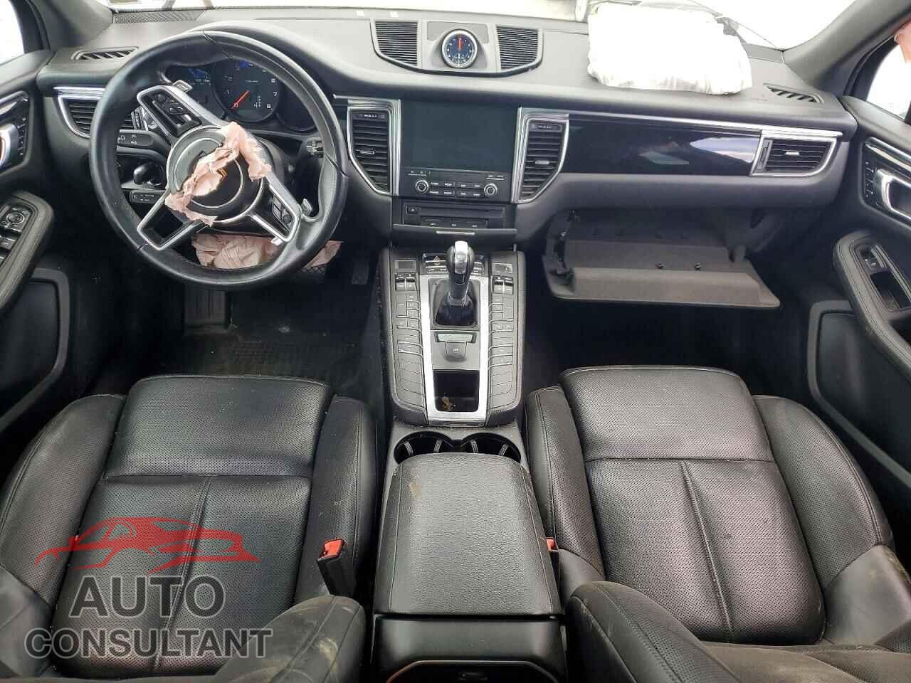 PORSCHE MACAN 2018 - WP1AA2A55JLB02447