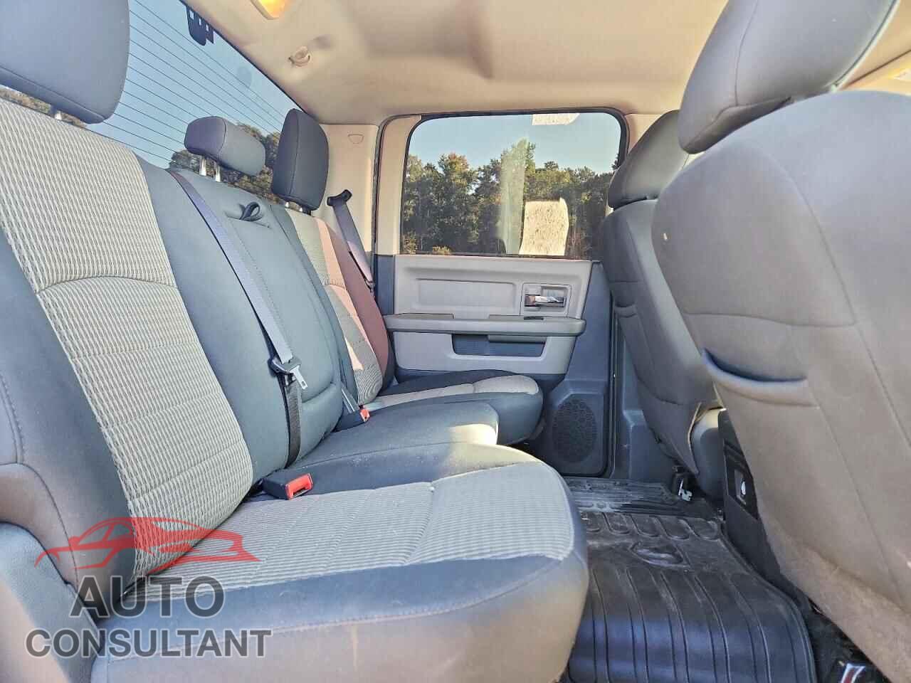 DODGE RAM 1500 2012 - 1C6RD7LT2CS151772