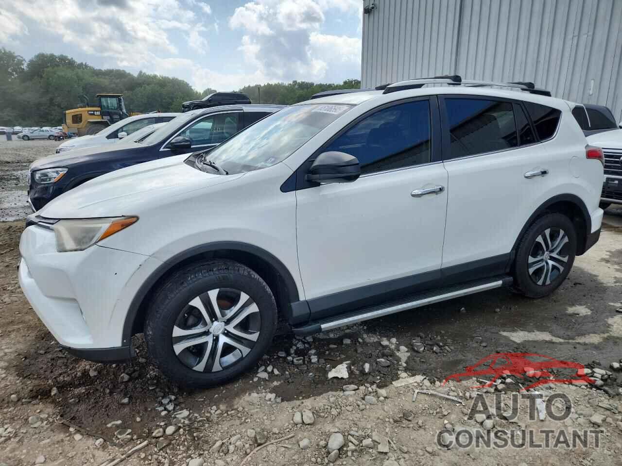 TOYOTA RAV4 2017 - JTMBFREV7HJ705612