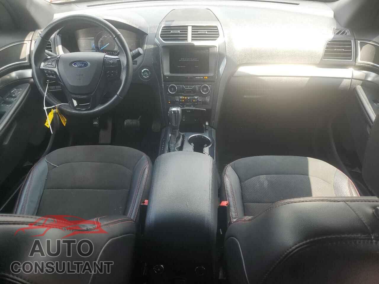 FORD EXPLORER 2018 - 1FM5K8D88JGB83473