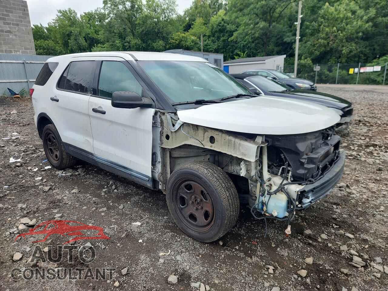FORD EXPLORER 2016 - 1FM5K8AR5GGB89043