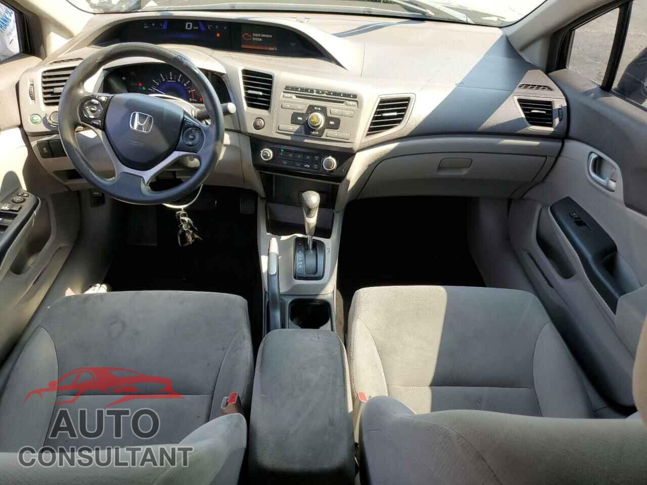 HONDA CIVIC 2012 - 2HGFB2F58CH609938