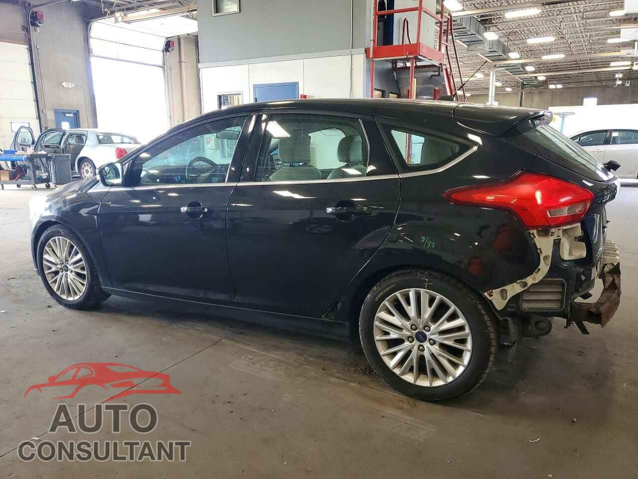 FORD FOCUS 2015 - 1FADP3N22FL294071