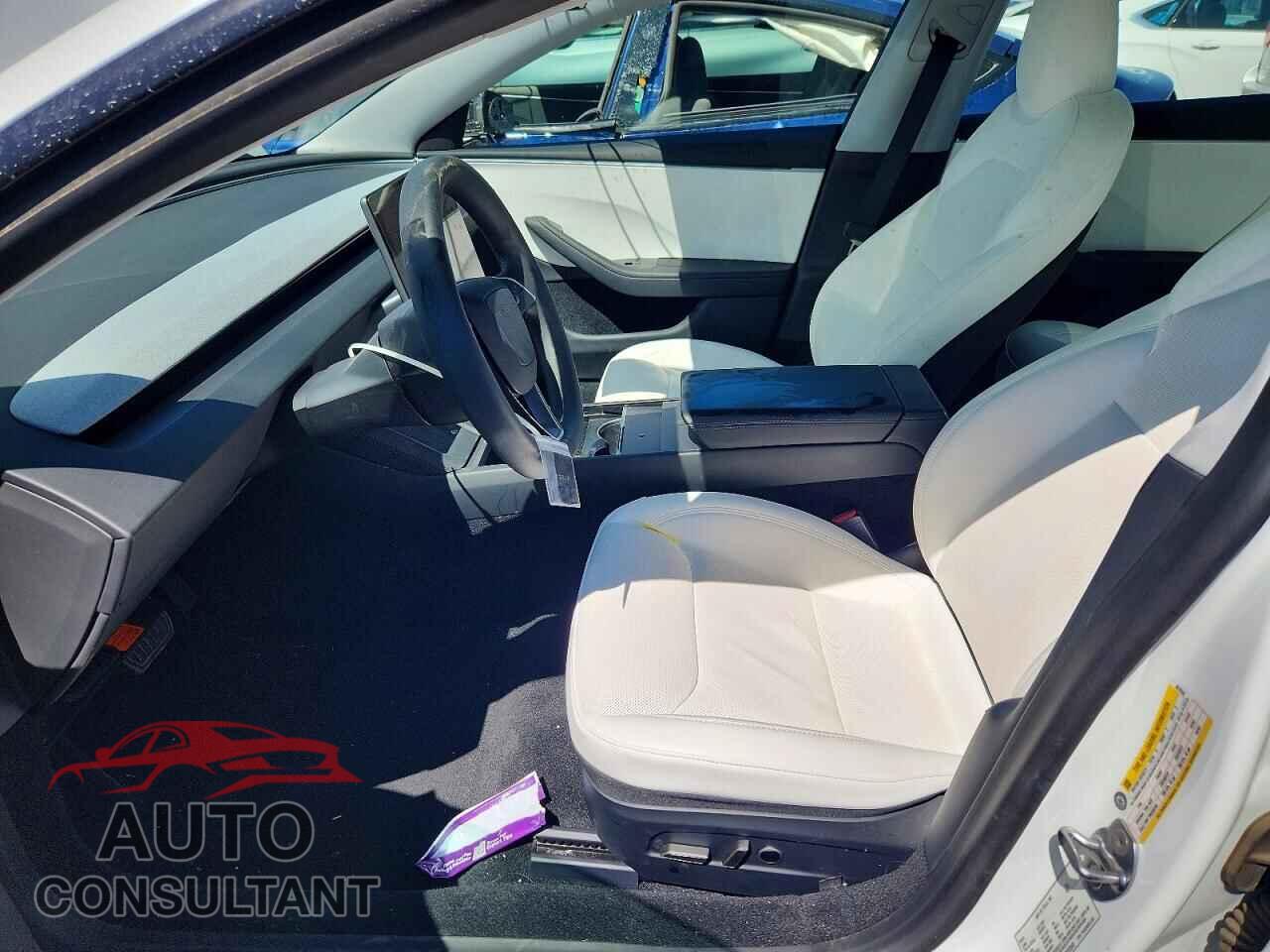 TESLA MODEL 3 2024 - 5YJ3E1EA6RF872042