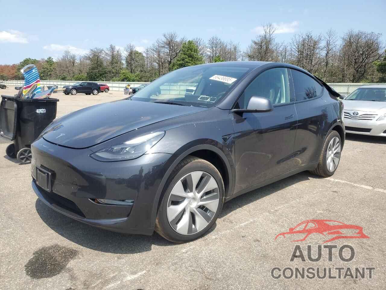 TESLA MODEL Y 2024 - 7SAYGAEE4RF069624