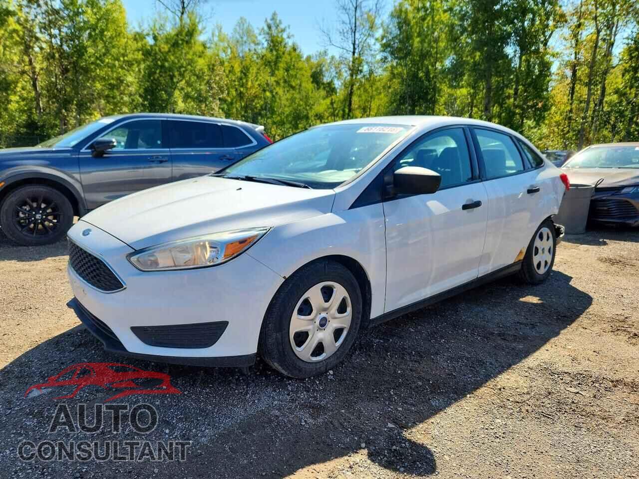 FORD FOCUS 2015 - 1FADP3E20FL309747