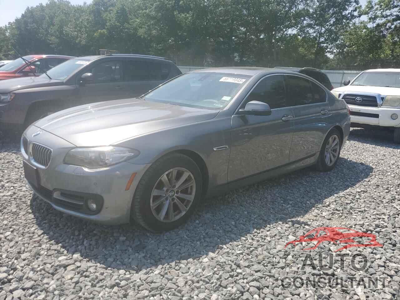 BMW 5 SERIES 2015 - WBA5A5C52FD513241
