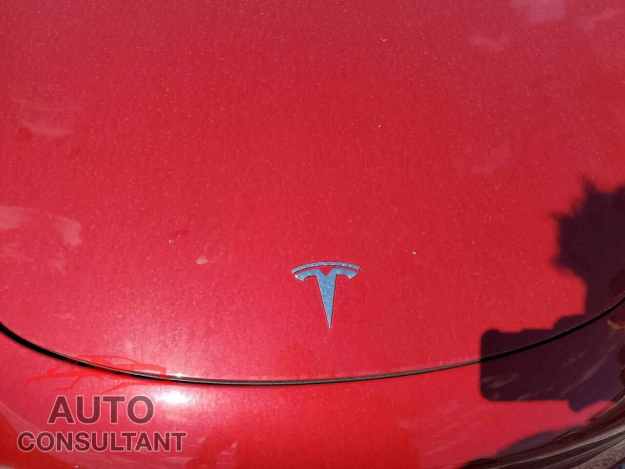 TESLA MODEL 3 2018 - 5YJ3E1EB3JF097583