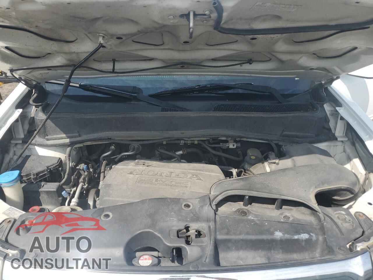 HONDA PILOT 2011 - 5FNYF4H43BB048175
