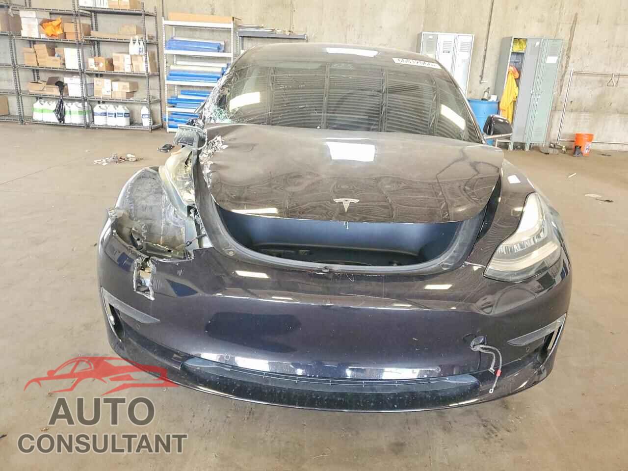 TESLA MODEL 3 2018 - 5YJ3E1EB7JF077157