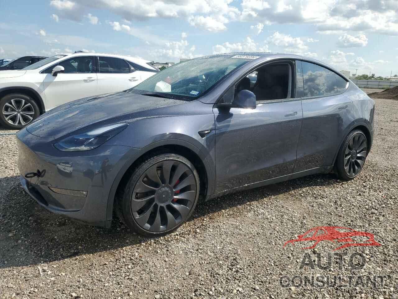 TESLA MODEL Y 2023 - 7SAYGDEF0PF865097