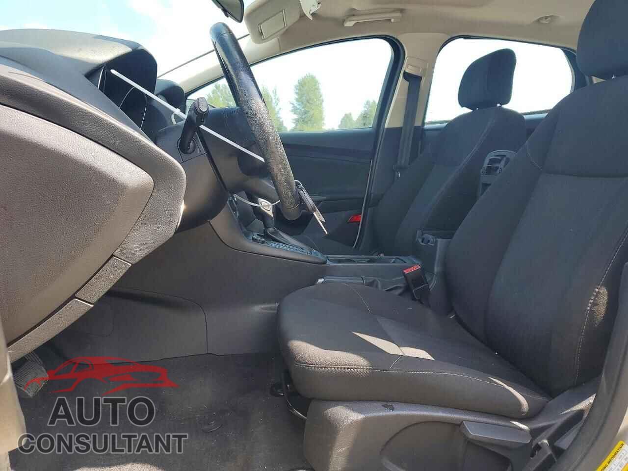 FORD FOCUS 2017 - 1FADP3M23HL246342