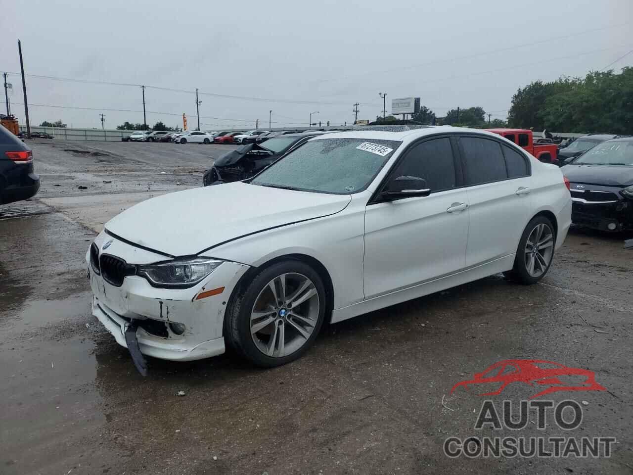 BMW 3 SERIES 2013 - WBA3C1G55DNR47715