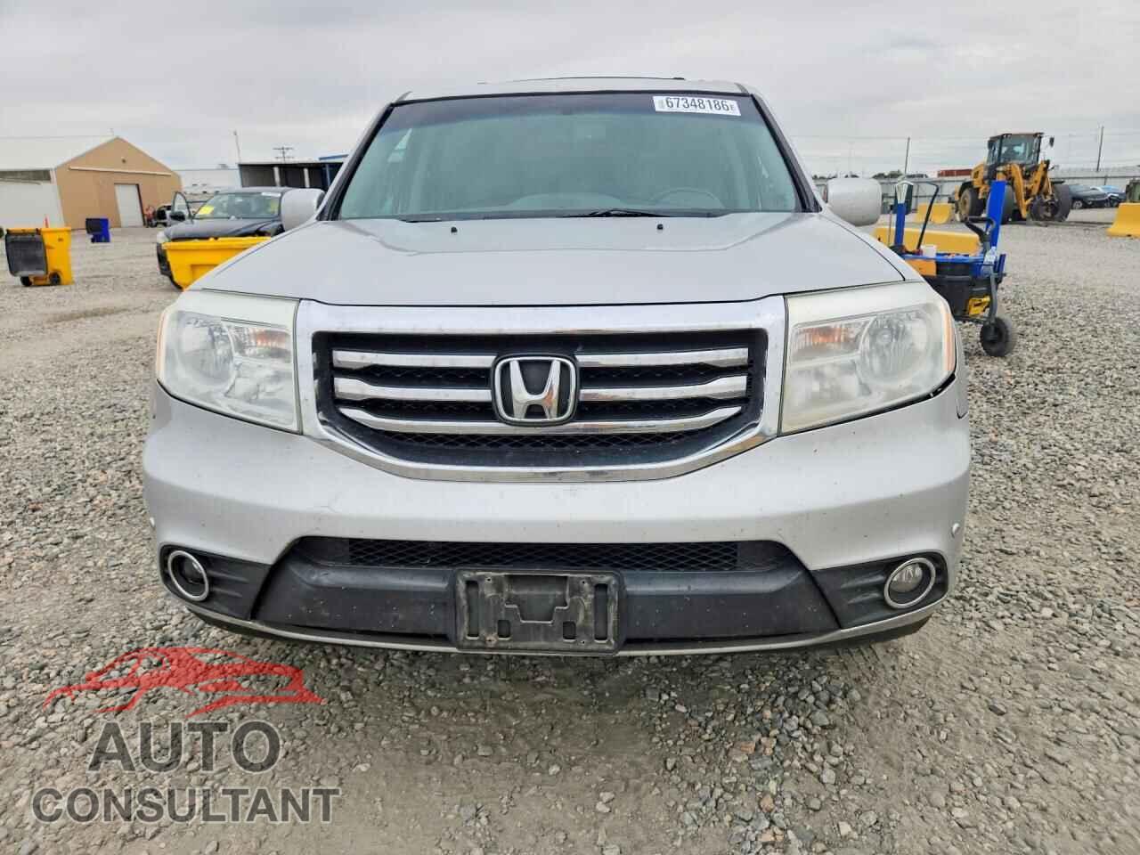 HONDA PILOT 2012 - 5FNYF4H92CB042445
