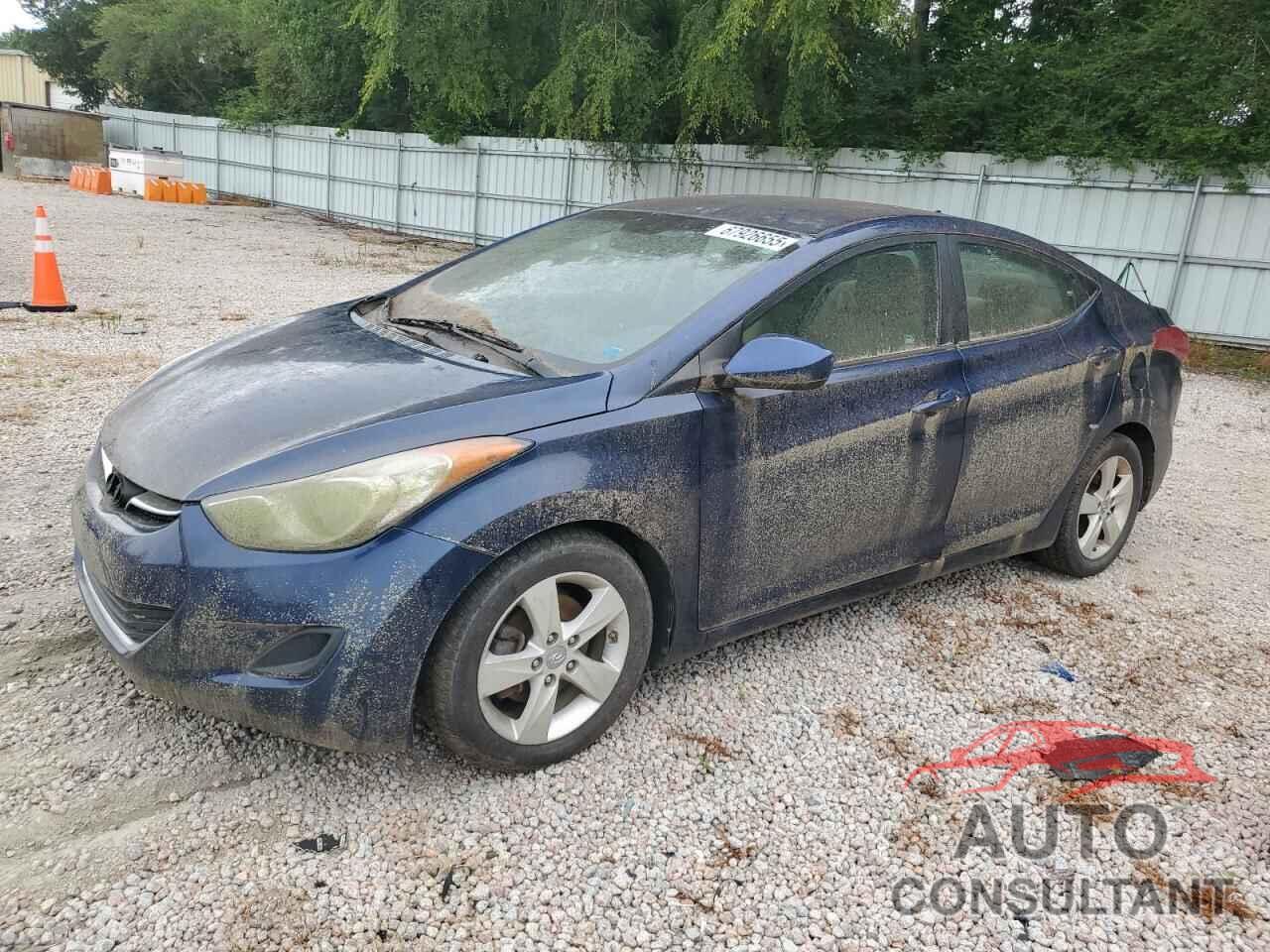 HYUNDAI ELANTRA 2013 - KMHDH4AE8DU745777