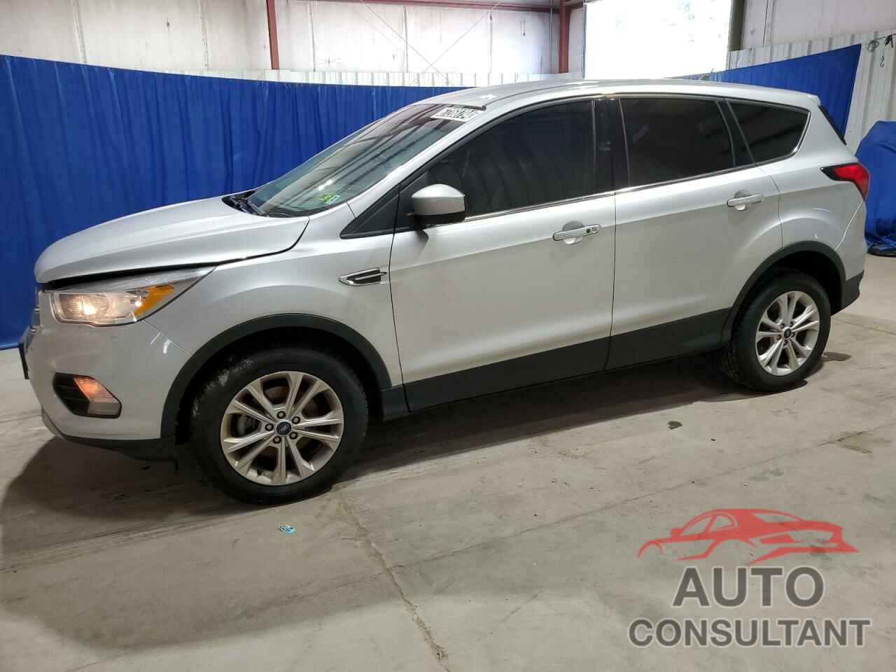 FORD ESCAPE 2019 - 1FMCU0GD6KUB30947