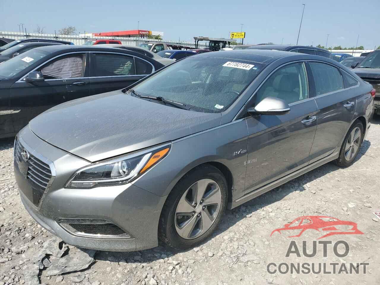 HYUNDAI SONATA 2017 - KMHE34L38HA067862