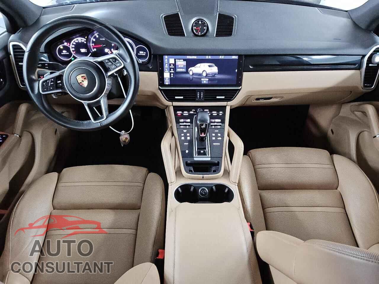 PORSCHE CAYENNE 2020 - WP1AA2AY4LDA01438