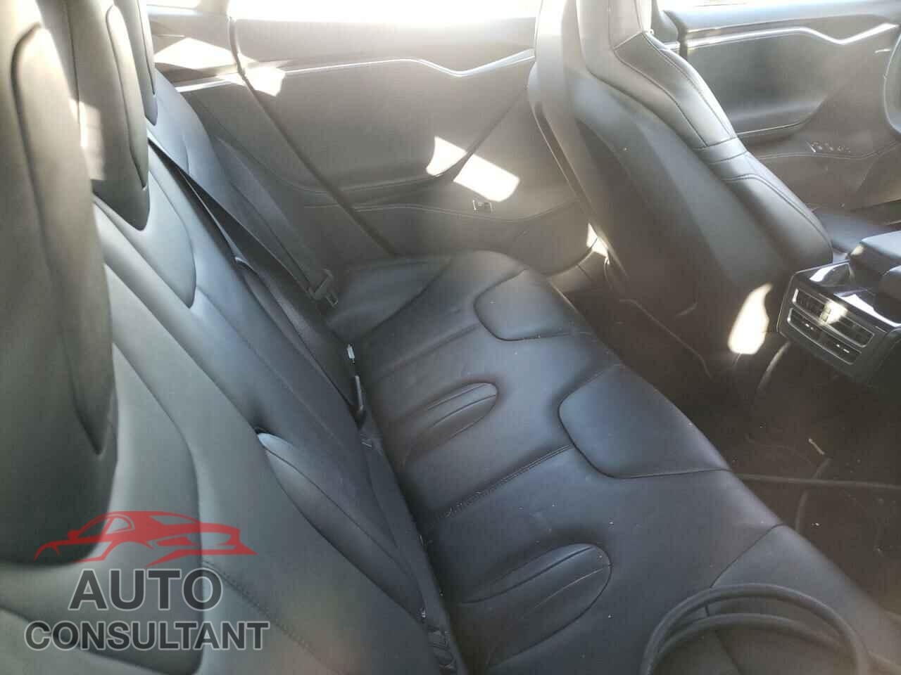 TESLA MODEL S 2016 - 5YJSA1E21GF124926