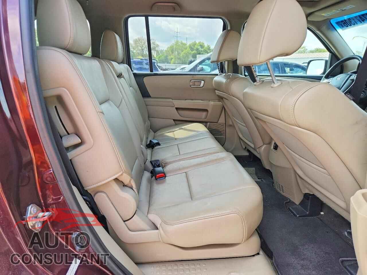 HONDA PILOT 2015 - 5FNYF3H55FB003764