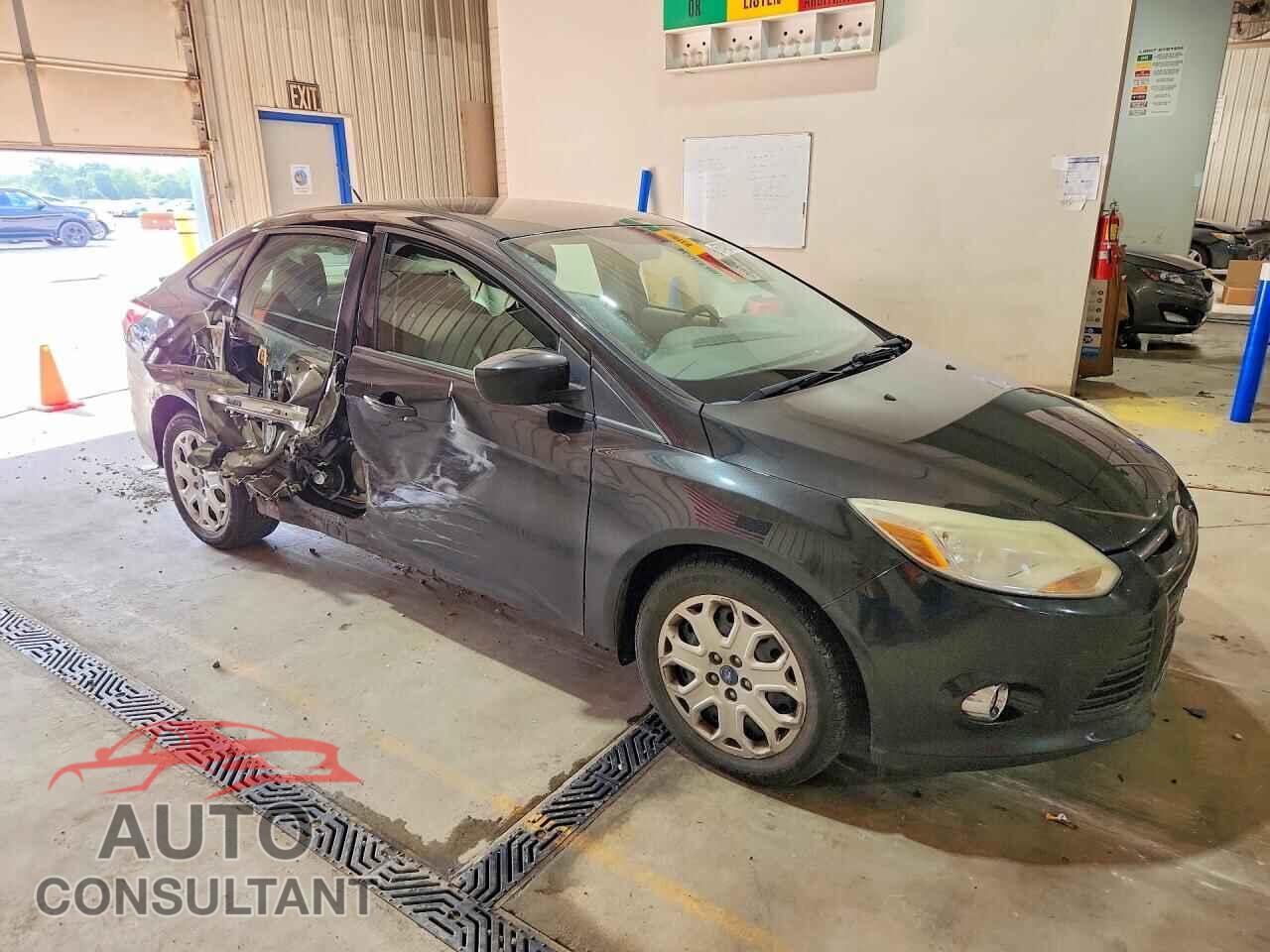 FORD FOCUS 2012 - 1FAHP3F23CL113538
